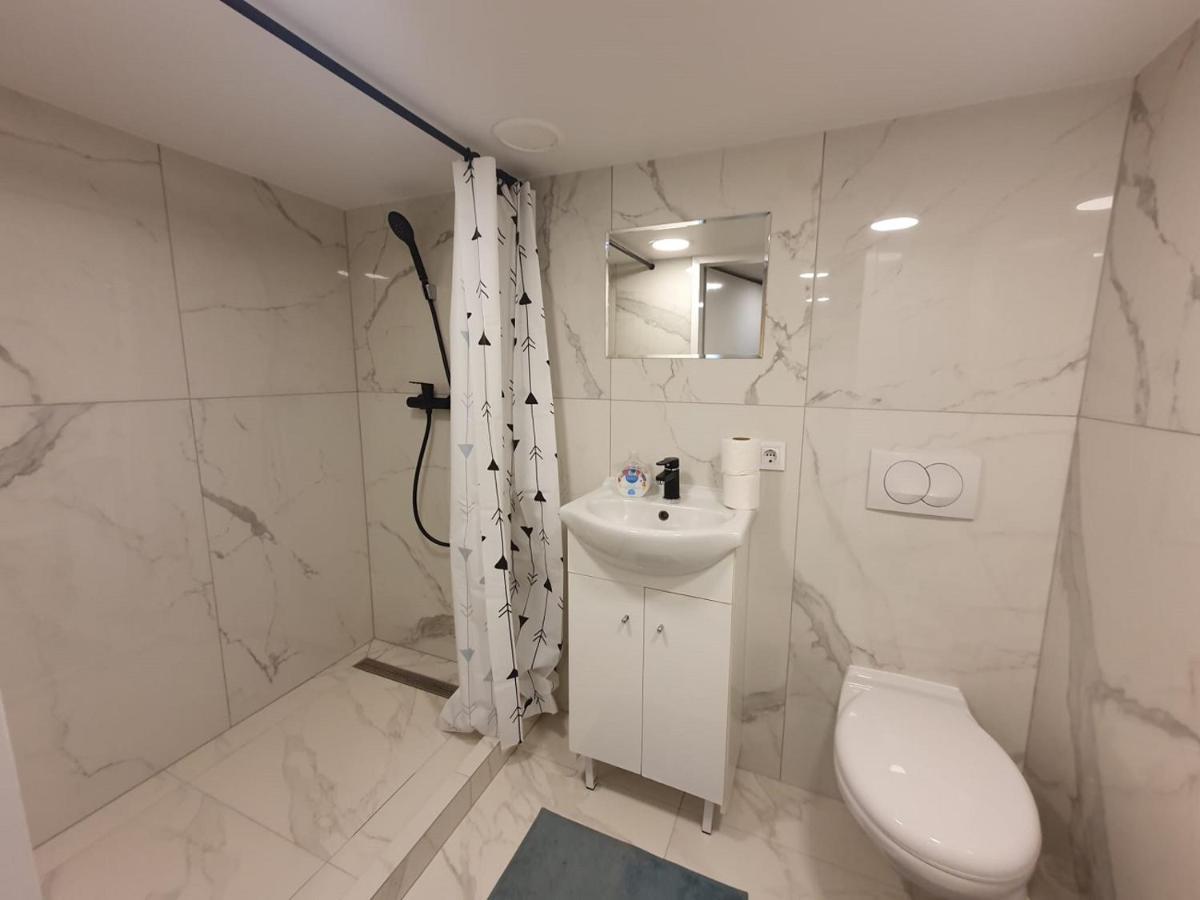 Madam With Ac And The Central Location Budapest Exterior foto